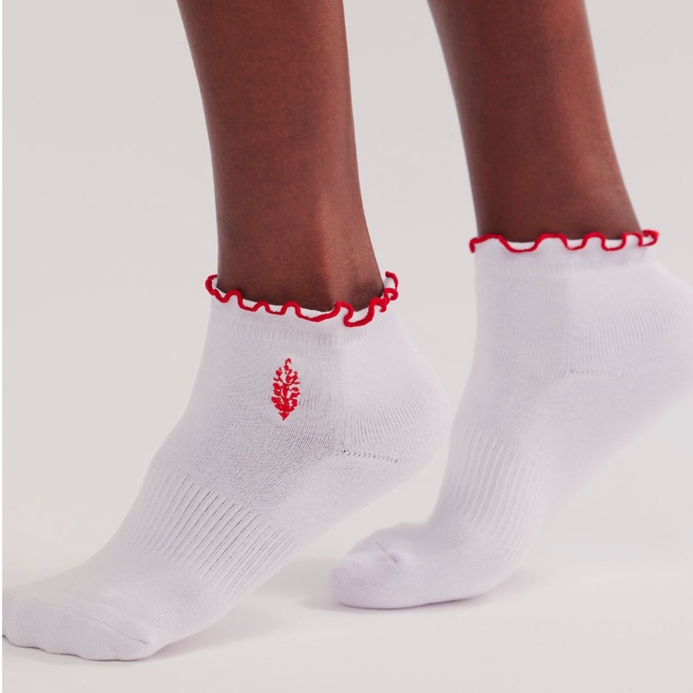 FREE PEOPLE Super Surge Ruffled Socks - Picture 3 of 5